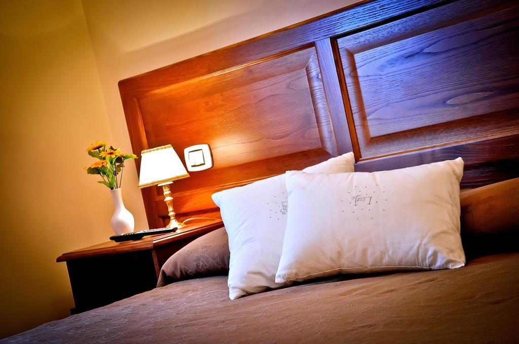 Relais Cavour Hotell Rom Exteriör bild