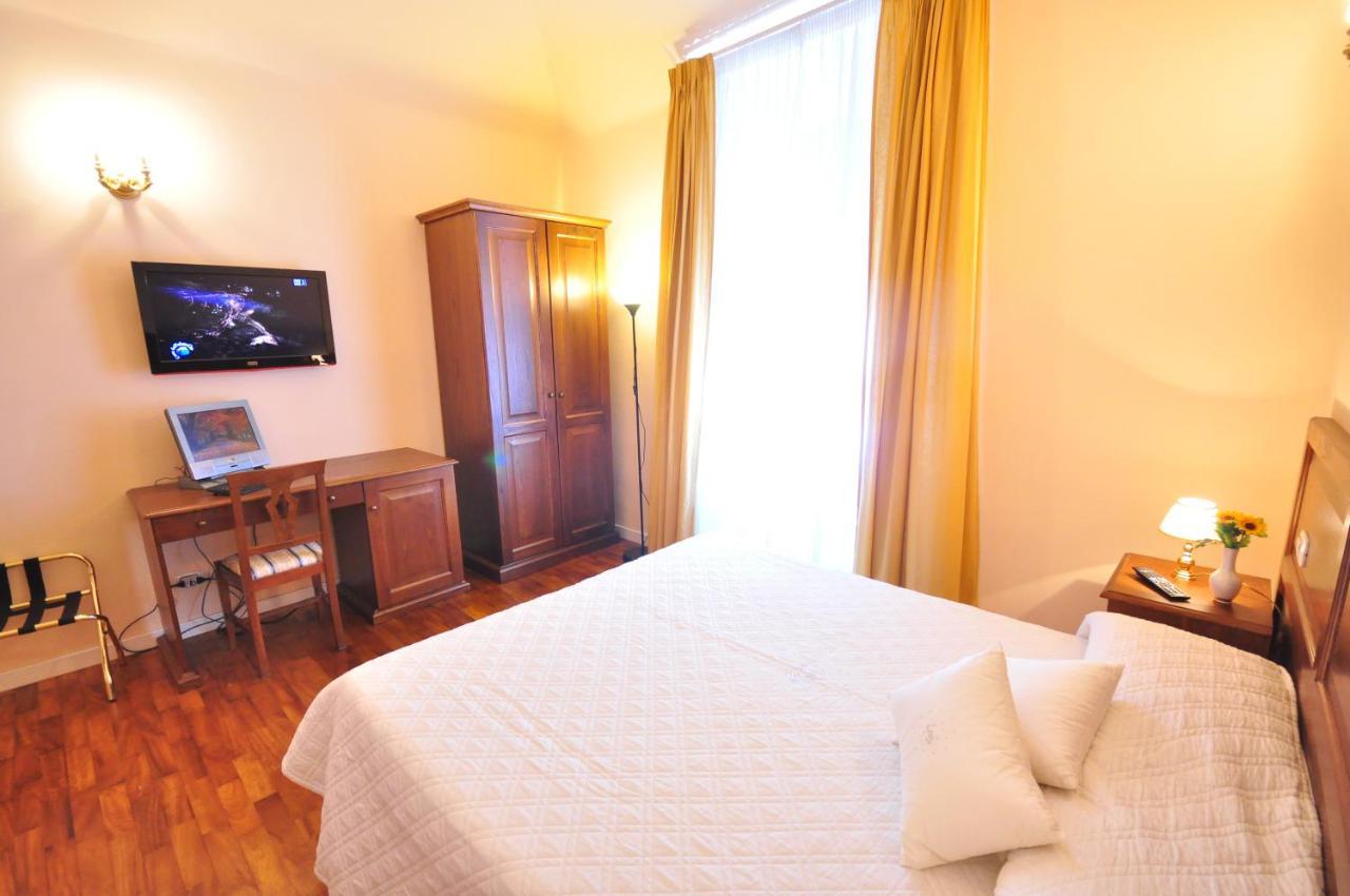 Relais Cavour Hotell Rom Exteriör bild